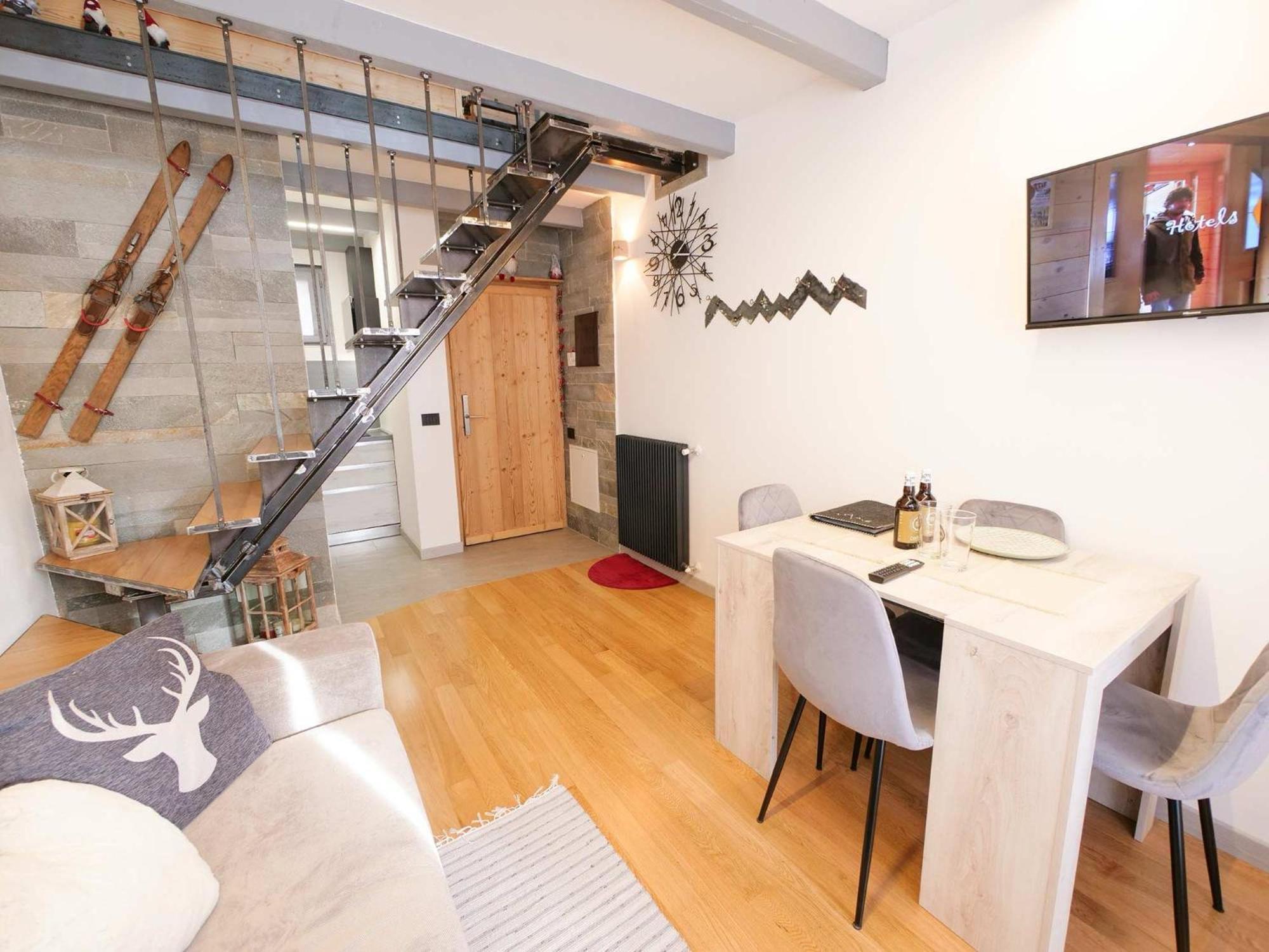 Ak House Apartment อาปริกา ภายนอก รูปภาพ